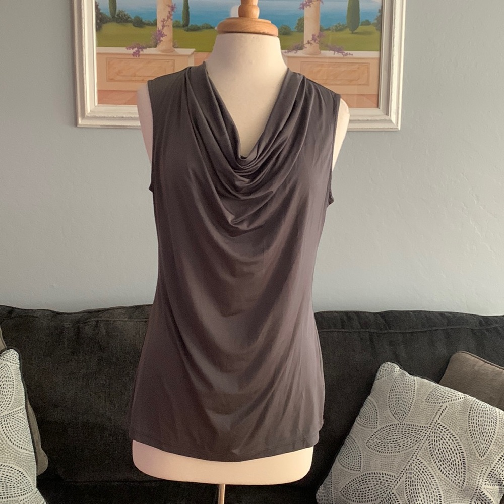 Women Gray shirt